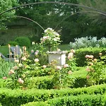 Manoir De Boisairault Bed & Breakfast 3*