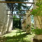 Manoir De Boisairault