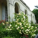 Manoir De Boisairault