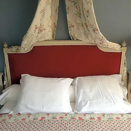 Bed & Breakfast Manoir De Boisairault 3*